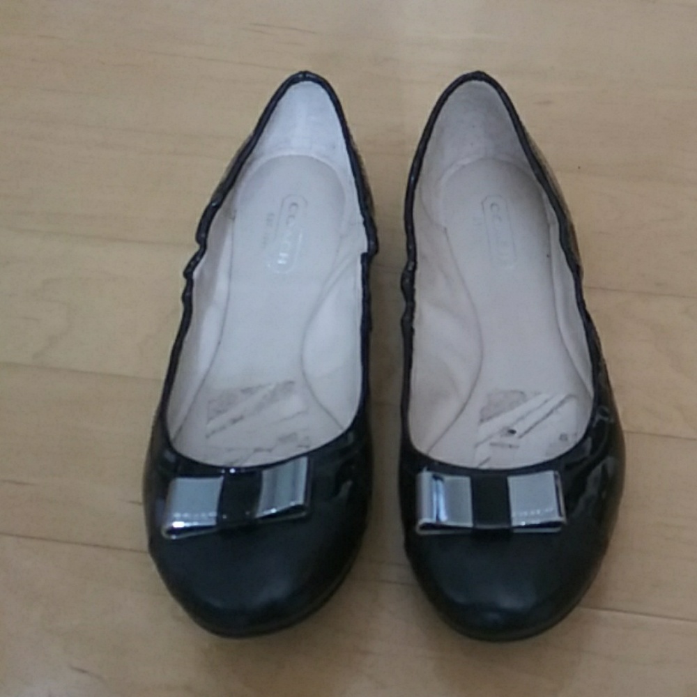 COACH black flats like new!